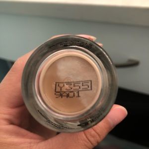 Makeup Forever Makeup - Make Up For Ever ultra HD foundation y355 Makeup Forever Makeup - Make Up For Ever ultra HD foundation y355